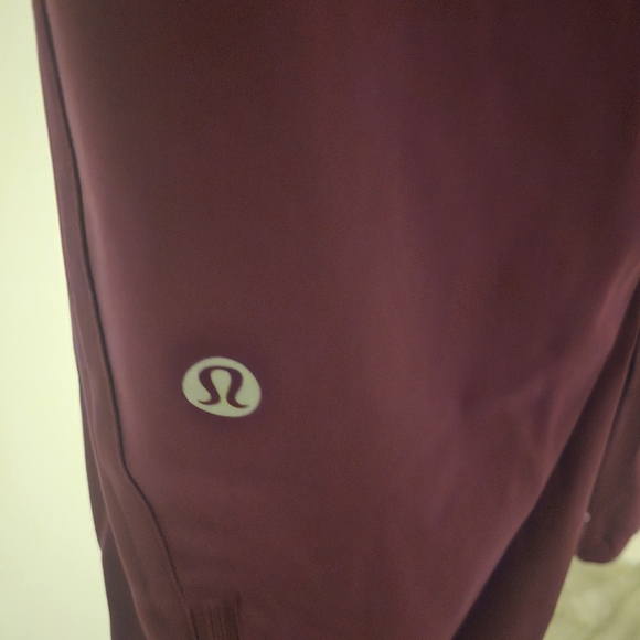 Lululemon Adapted State High Rise Joggers, (NWT), Size 8 - Picture 7 of 7